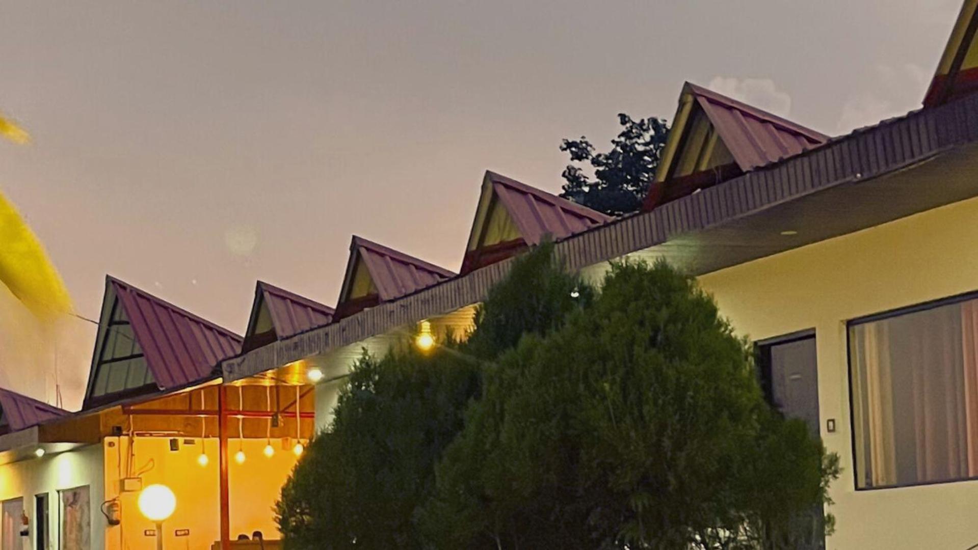 Haut Monde King'S Paradise Resort Kanatal Exterior foto